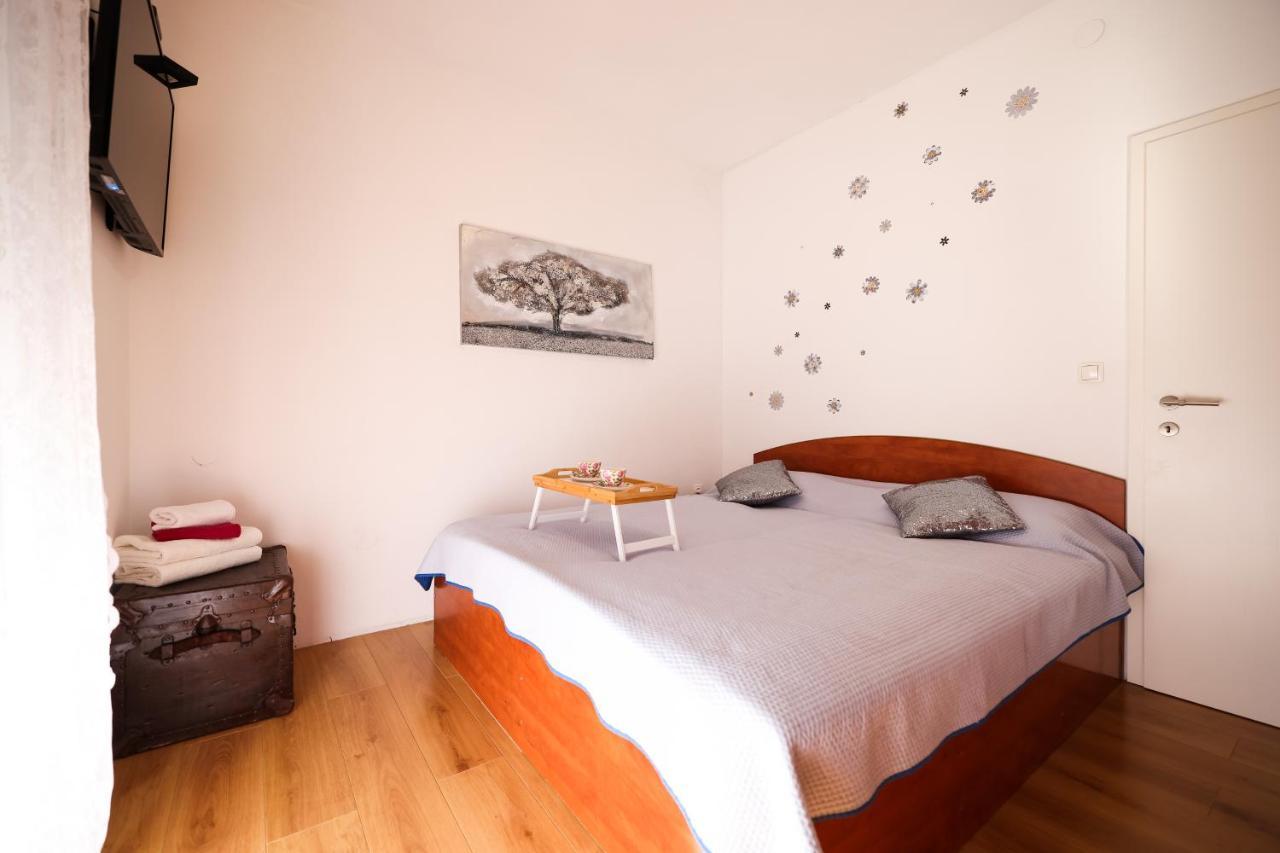 Apartman Heder Задар Экстерьер фото